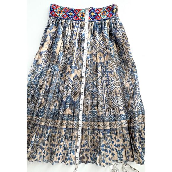 NWT Anthropologie Hemant & Nandita Pleated Beaded Midi Skirt Size XS - Picture 14 of 14